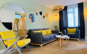 Sweet Beach Apt-Pool, Terrace, Ground Floor, Few Steps From Beach!